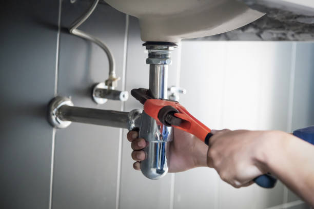 Best Faucet Repair  in Inglis, FL