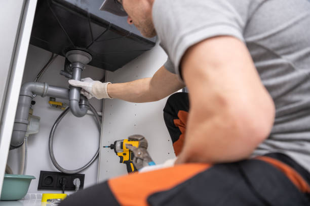 Best Water Leak Repair  in Inglis, FL